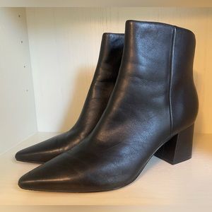 Marc Fisher 🖤🤍 Black Leather Zip-Up Jarli Bootie Women’s Size 8